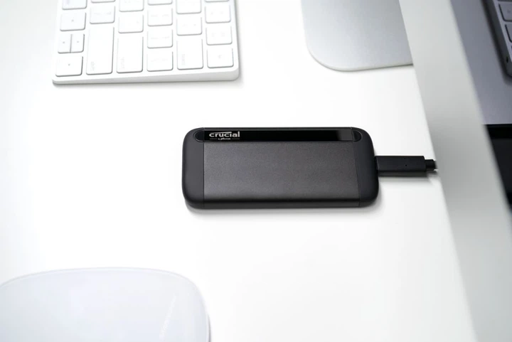 Портативный SSD USB 3.2 Gen 2 Type-C Crucial X8 500GB (CT500X8SSD9) - изображение 3