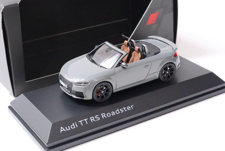 Модель автомобіля Audi TT RS (8S) Roadster Nardogrey, Scale 1:43 - зображення 5