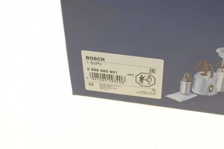 Топливный насос BOSCH 0 986 580 951 Ford Focus, C-Max; Mazda 3