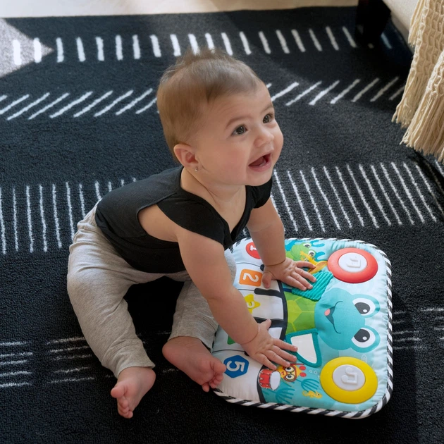Музична іграшка Baby Einstein Neptune`s Kick & Explore на ліжечко (12926) (074451129269) - Фото 8 Музична іграшка Baby Einstein Neptune`s Kick & Explore на ліжечко (12926) (074451129269) - зображення 8