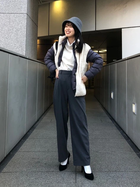 Жилет флисовый женский Uniqlo 356674537 XL Белый (1159793625) - Фото 8 Жилет флисовый женский Uniqlo 356674537 XL Белый (1159793625) - изображение 8