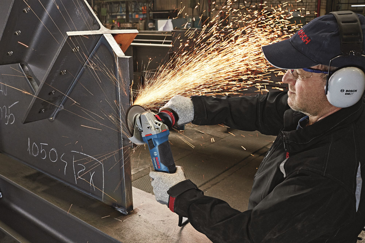 Кутова шліфувальна машина Bosch Professional GWS 19-125 CIE (060179P002) - зображення 6