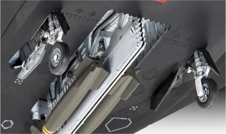 Zmontowana replika modelu Revell US Air Force 75th Anniversary Gift Set 250 szt (4009803056708) - obraz 9