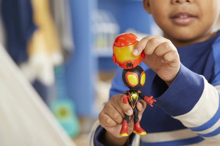 Zestaw zabawek Hasbro Webspinners Pojazd i Spiderman i jego niesamowici przyjaciele (F6775/F7253) - obraz 6