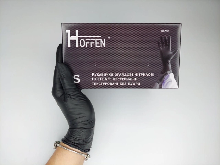 Перчатки нитриловые нестерильные чёрные HOFFEN S 100 шт/уп. - изображение 1