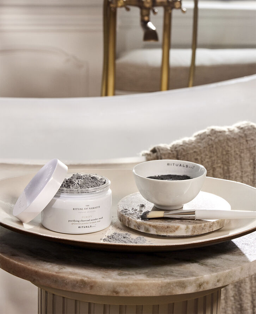 Очищувальна маска Rituals The Ritual Of Namaste Purifying з деревним вугіллям 70 г (8719134146448) - зображення 4