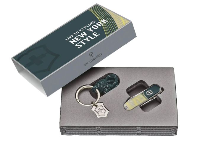 Мультитул Кишеньковий Ніж Victorinox 7 Інструментів Classic SD New York Style 0.6223.E223 - Фото 4 Мультитул Кишеньковий Ніж Victorinox 7 Інструментів Classic SD New York Style 0.6223.E223 - зображення 4