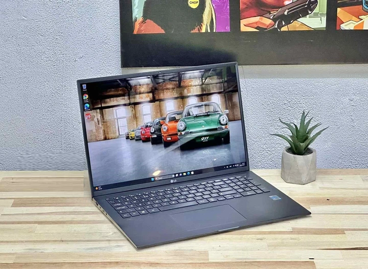 Ноутбук Lg Gram 17z90p | 17 " (2560x1600) IPS | Intel Core i7-1165G7| 16Gb DDR4 | SSD 1Tb | Intel Iris Xe Graphics| Windows 11| Б/B - Б/В - Фото 1 Ноутбук Lg Gram 17z90p | 17 " (2560x1600) IPS | Intel Core i7-1165G7| 16Gb DDR4 | SSD 1Tb | Intel Iris Xe Graphics| Windows 11| Б/B - Б/В - зображення 1