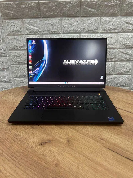 Ноутбук Dell Alienware m15 R7 15,6" 360Hz i9 12900H 32Gb SSD 1Tb RTX 3080 Б/В - Фото 1 Ноутбук Dell Alienware m15 R7 15,6" 360Hz i9 12900H 32Gb SSD 1Tb RTX 3080 Б/В - изображение 1