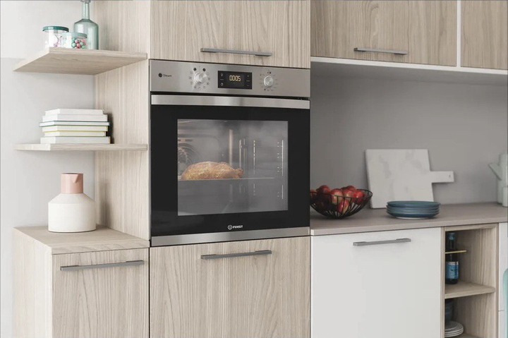 Piekarnik elektryczny Indesit IFWS 3841 JH IX - obraz 7