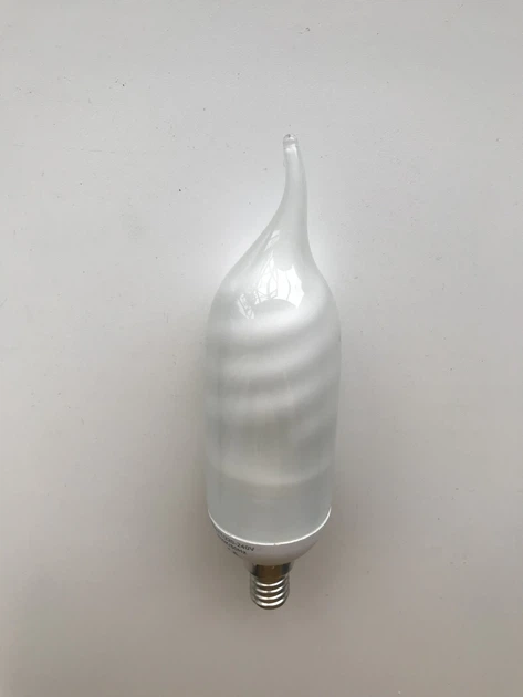 Енергозберігаюча лампа ECO LIGHT 9W 9Вт E14 2700К свічка на вітру тепле м'яке жовте світло -art.00147 - зображення 9