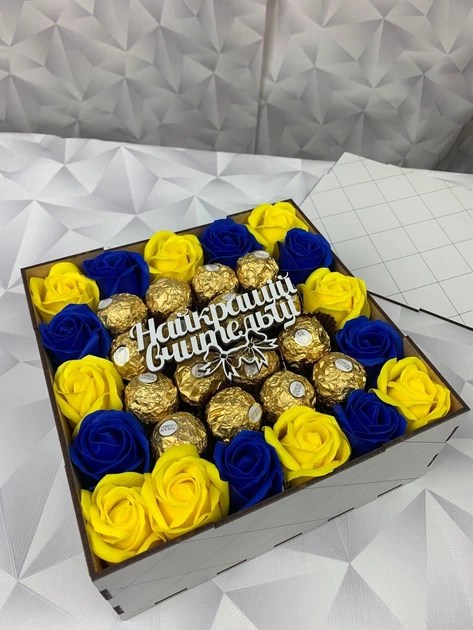 Солодкий подарунковий бокс для дівчини з цукерками набір у формі квадрата для дружини, мами, дитини Nbox-58 - зображення 2