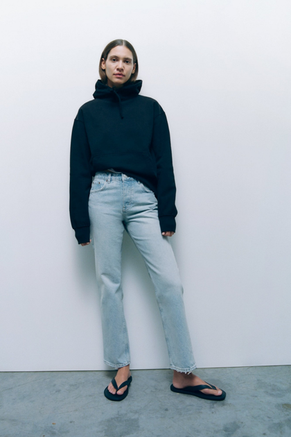 Джинсы укороченные прямые Zara Straight Mid Rise 36 голубой 9863/071/441 от продавца: WWWEAR – в интернет-магазине ROZETKA | Купить в Украине: Киеве, Харькове, Днепре, Одессе, Запорожье, Львове Джинсы укороченные прямые Zara Straight Mid Rise 36 голубой 9863/071/441 от продавца: WWWEAR – в интернет-магазине ROZETKA | Купить в Украине: Киеве, Харькове, Днепре, Одессе, Запорожье, Львове