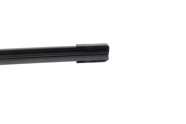 Двірники BOSCH 3397006948 Land Rover Range Rover; Mercedes C-Class; Volkswagen Golf, Passat, Polo, Bora, Tiguan; Volvo V70, S60; Mazda 3; Skoda Superb; Audi A5, A7, A6; Renault Kangoo JZW998002, A2518200645, A2518200545 - зображення 2