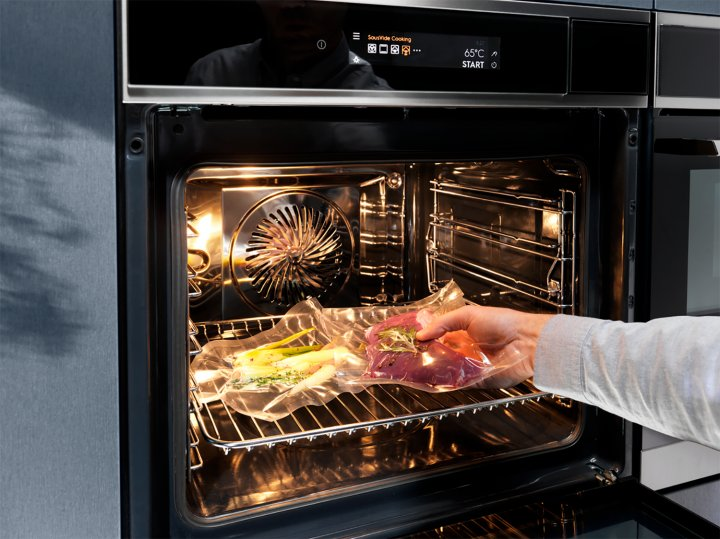 Духовий шкаф електричний ELECTROLUX OKA9S31CX - зображення 10