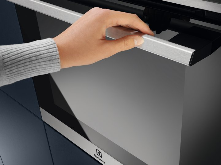 Духовий шкаф електричний ELECTROLUX EOF5C50BX - зображення 10
