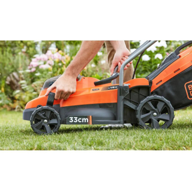 Газонокосилка Black&Decker аккумуляторная 18 В, 4.0 Ач, 32 см, 2 АКБ и ЗУ (BCMW33184L2) - изображение 3