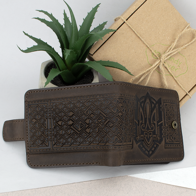 Портмоне мужское кожаное Handycover HC0041 коричневое с гербом Украины - Фото 3 Портмоне мужское кожаное Handycover HC0041 коричневое с гербом Украины - изображение 3