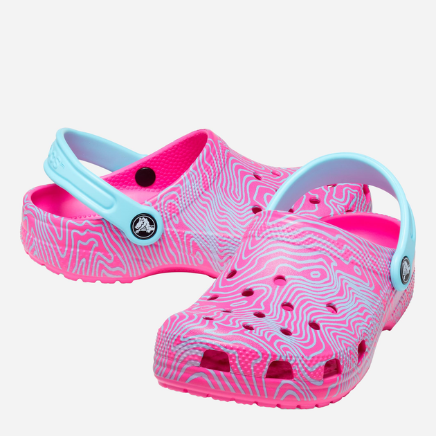 Crocsy dziecięce dla dziewczynki Crocs Classic Topographic Clog KCR208313 29-30 Różowe (196265237616) - obraz 2