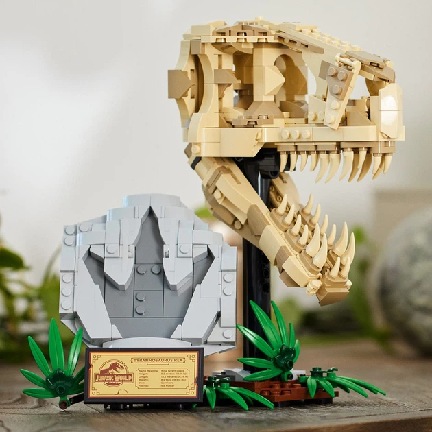 Zestaw klocków LEGO Jurassic World Szkielety dinozaurów — czaszka tyranozaura 577 elementów (76964) - obraz 8