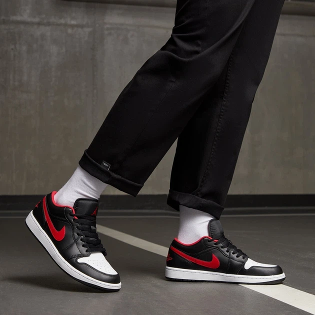 ペロたん Кроссовки Air Jordan 1 low Размер 45 (29 см) 553558-063