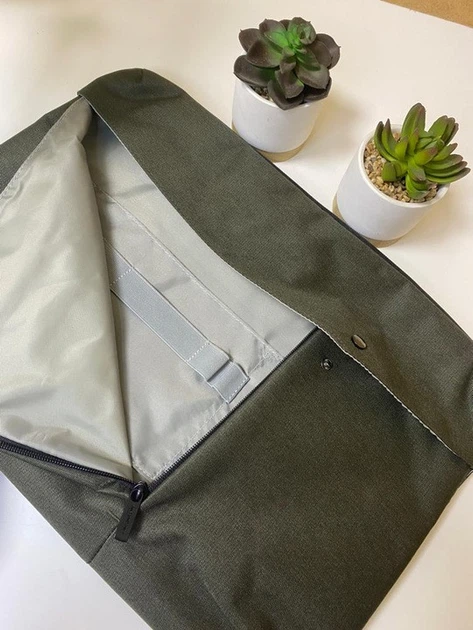 Чохол, сумка для ноутбука 17 дюймів AmazonBasics 40,64х32,26х2,29 см (sum0023933) - Фото 5 Чохол, сумка для ноутбука 17 дюймів AmazonBasics 40,64х32,26х2,29 см (sum0023933) - зображення 5