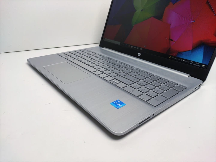 Ультрабук HP 15 15.6" FHD Intel Core i3-1125G4 8GB DDR4 SSD 256GB Intel UHD refurbished - Фото 4 Ультрабук HP 15 15.6" FHD Intel Core i3-1125G4 8GB DDR4 SSD 256GB Intel UHD refurbished - изображение 4