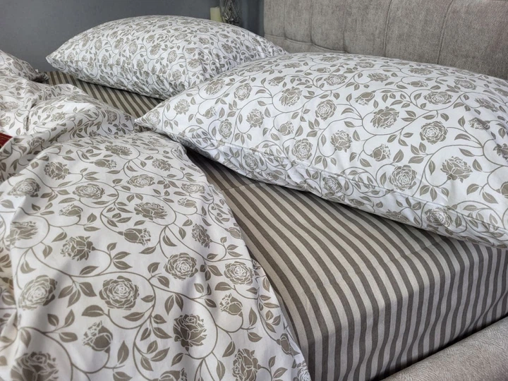 Комплект постільної білизни Комфорт Текстиль linen Клео Полуторній на гумці (2070175429) - Фото 3 Комплект постільної білизни Комфорт Текстиль linen Клео Полуторній на гумці (2070175429) - зображення 3