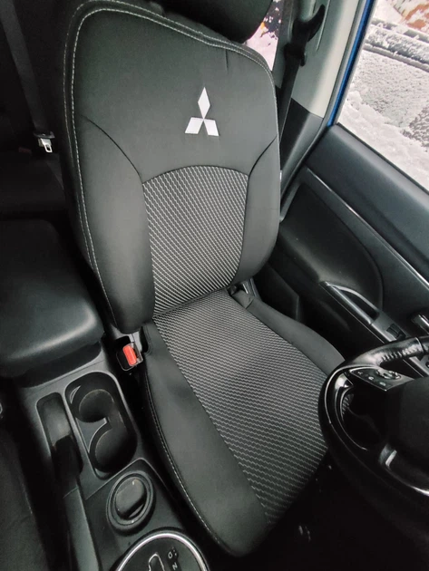 Автомобильные чехлы авточехлы на сиденья Mitsubishi OUTLANDER Sport 14-19 Favorite черные Митсубиси Аутлендер UV0704 - изображение 3
