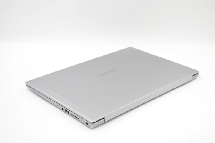 Ноутбук 15.6'' Medion AKOYA P15651 Intel Core i3-8145U RAM 8 ГБ SSD 128 ГБ IPS FullHD Win10 б/в Металевий корпус (Lenovo Group) - изображение 8