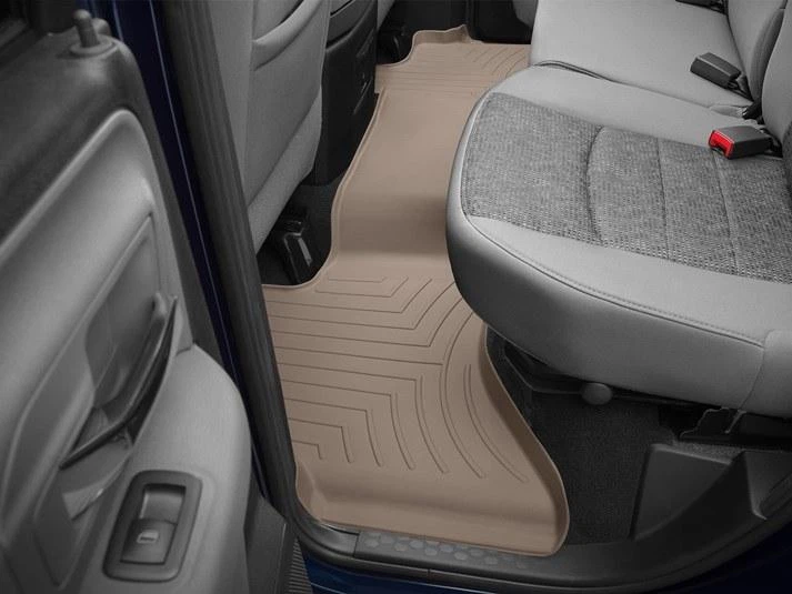 Автомобильные коврики в салон Weathertech на Dodge Ram 1500 Quad Cab 09- 2-й ряд бежевые Додж Рам 1500 WT0024819 - изображение 2