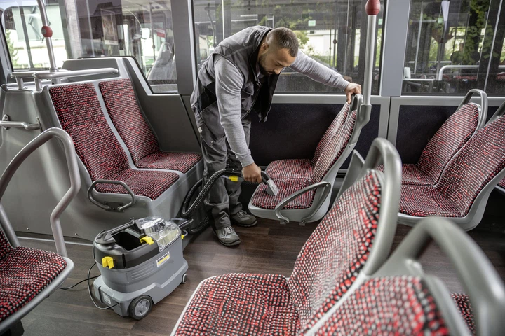 Odkurzacz przemysłowy Karcher Puzzi 8/1 C 1.100-240.0 - obraz 6
