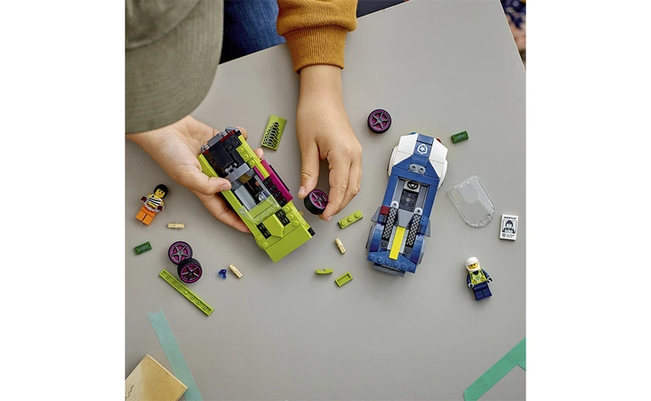 Конструктор LEGO Переслідування маслкара на поліцейському автомобілі 213 деталей (60415) - изображение 2
