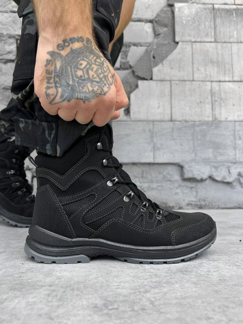 Тактичні зимові черевики Special Forces Boots Black 43 - зображення 1