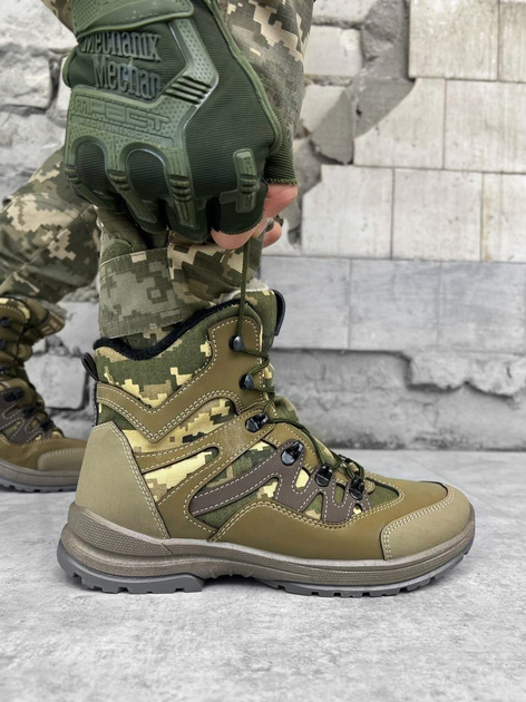 Тактичні зимові черевики Tactical Combat Boots Піксель 43 - зображення 1
