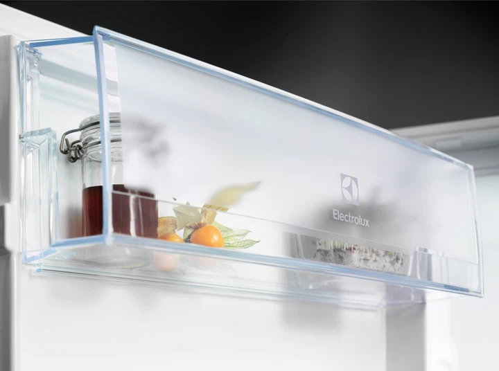 Lodówka do zabudowy Electrolux 500 OptiSpace LXB2AF82S - Zdjęcie 3 Lodówka do zabudowy Electrolux 500 OptiSpace LXB2AF82S - obraz 3