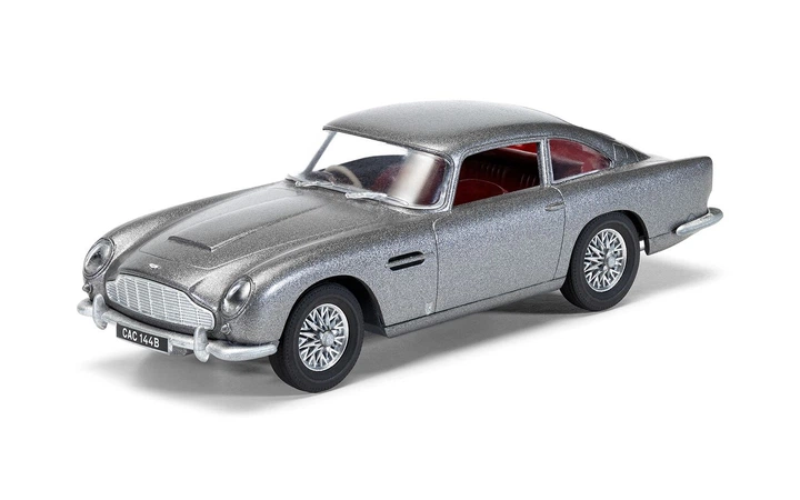 Сборная модель 1/43 автомобиль Aston Martin DB5 Стартовый набор Airfix A55011 - Фото 2 Сборная модель 1/43 автомобиль Aston Martin DB5 Стартовый набор Airfix A55011 - изображение 2