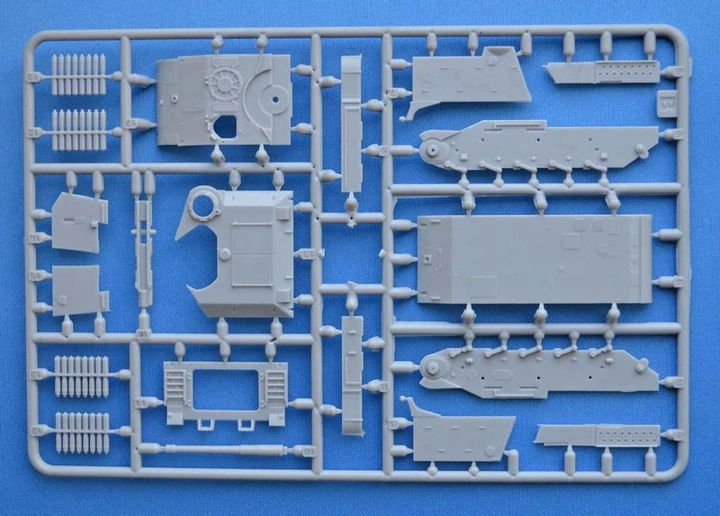 Сборная модель 105-мм САУ AMX Mk.61 ACE (72453) - изображение 2