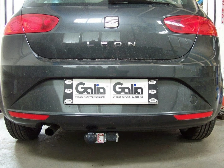 Фаркоп Seat Leon 2005-2012 автомат Galia - изображение 5