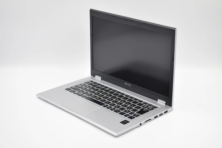 Ультра легкий Ноутбук 13,3" Medion Peaq PNB S1013 i5-5200U RAM 8 ГБ SSD 512 ГБ IPS 2560x1440 Win10 б/в (А-клас) Ультрабук (Lenovo Group) - зображення 4