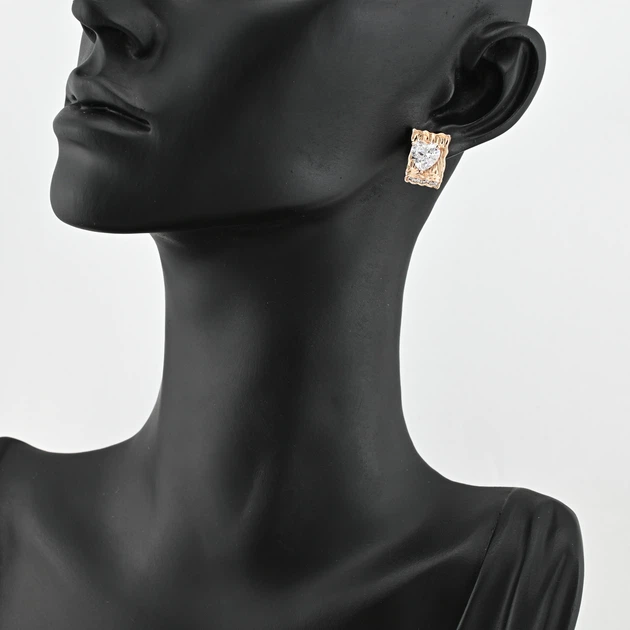 Сережки гвоздики Крижане серце 40225 розмір 13х9 мм білі фіаніти вага 3.7 г позолота 18К - зображення 2