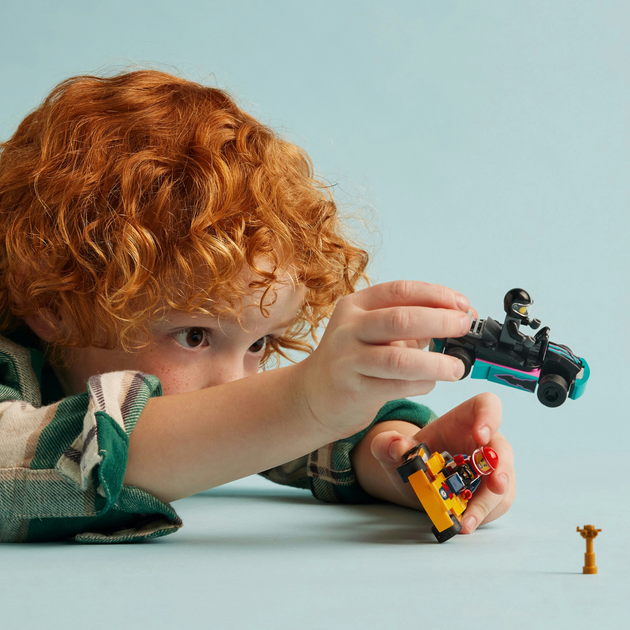 Zestaw klocków LEGO City Gokarty i kierowcy wyścigowi 99 elementów (60400) - obraz 8