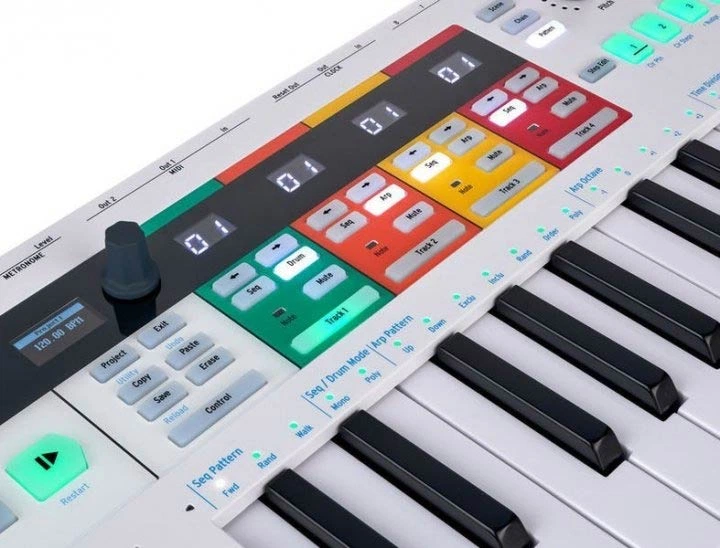 MIDI-клавиатура Arturia KeyStep Pro – фото, отзывы, характеристики