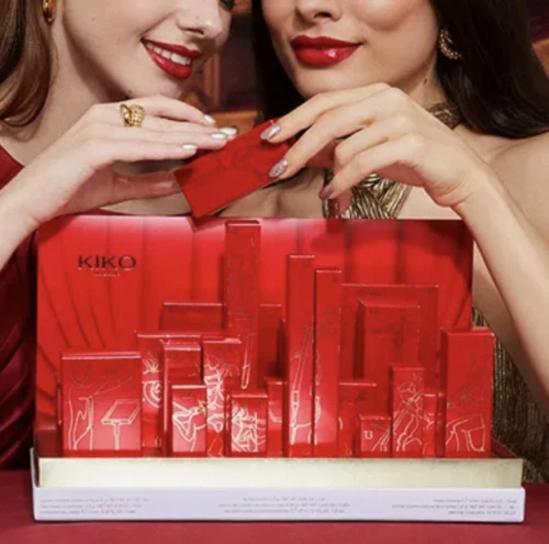 ✨️Caliko様✨️ un the énd 化粧下地 8個セット KIKO Snow-Kissed Holiday Festive Besties Make up Gift Set Набір