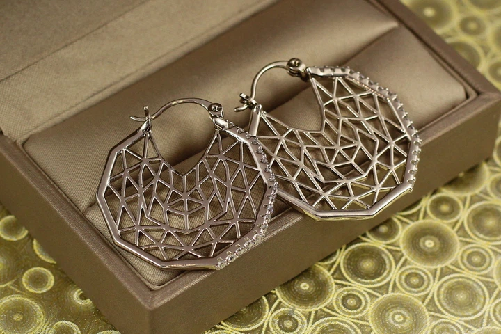 Серьги кольца Хuping Jewelry сеточка 3 см серебристые - Фото 1 Серьги кольца Хuping Jewelry сеточка 3 см серебристые - изображение 1