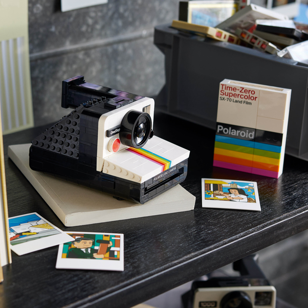 Конструктор LEGO Ideas Фотоапарат Polaroid OneStep SX-70 516 деталей (21345) - зображення 7