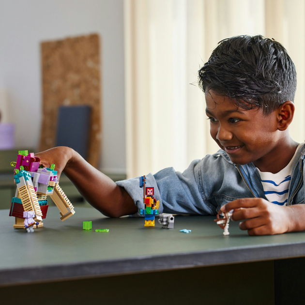 Конструктор LEGO Minecraft Сутичка з пожирачем 420 деталей (21257) - зображення 10