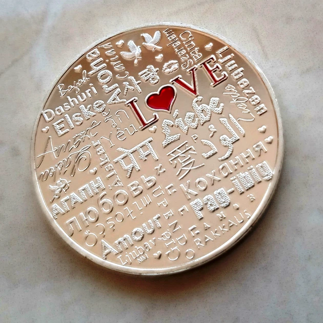Коллекционная памятная монета для влюбленных Love Мултиязычная silver - Фото 7 Коллекционная памятная монета для влюбленных Love Мултиязычная silver - изображение 7