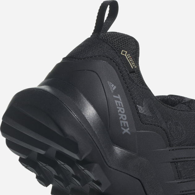 Чоловічі кросівки для туризму з Gore-Tex adidas Terrex Swift R2 GTX CM7492 43.5 (UK 9) Чорні (4059323795984) - зображення 9
