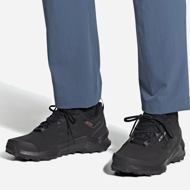 Чоловічі кросівки для треккінгу Adidas Terrex AX4 Beta Cold Rdy IF7431 42.5 (UK 8.5) Чорні (4066746444269) - зображення 2